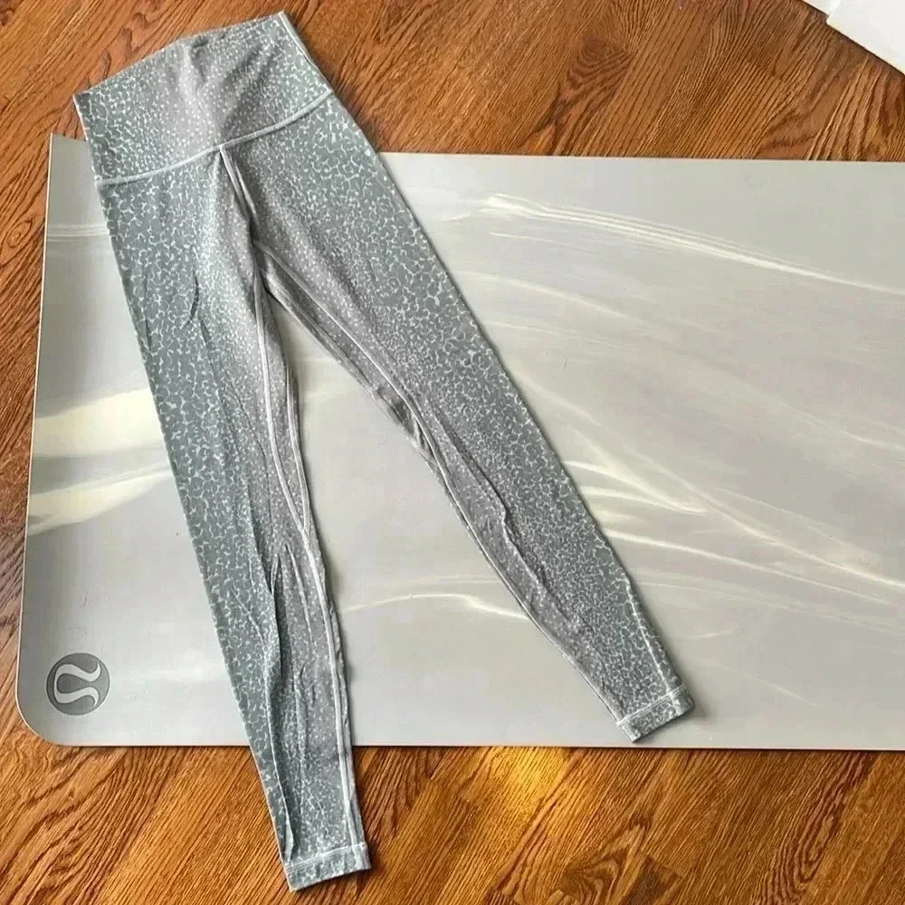 Lululemon I 4